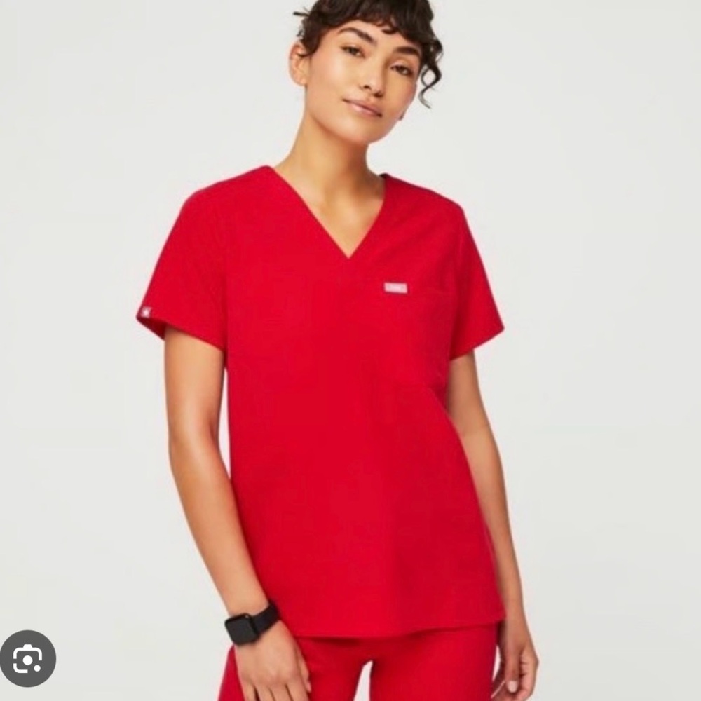 NWOT Figs Catarina one-pocket scrub top - Winning Red